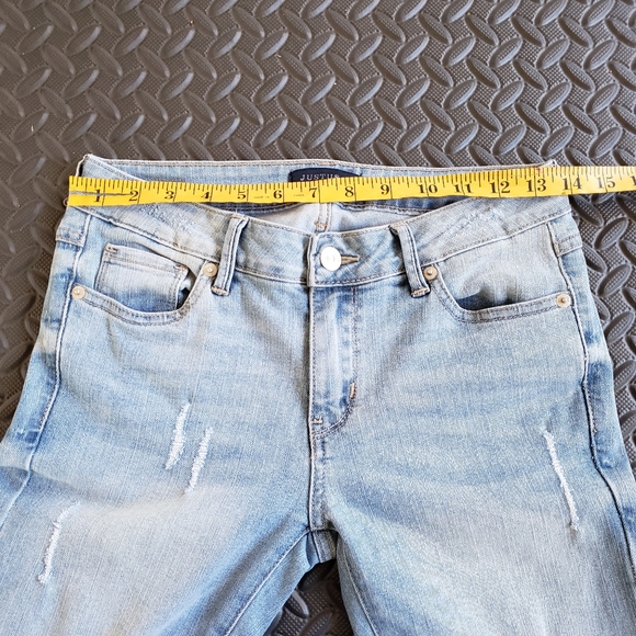 JUST USA Light Blue Distressed Flared Leg High Rise Jeans Size 3 Junior. - Picture 11 of 15